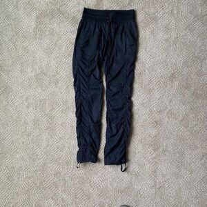 North Face Aphrodite 2.0 pants - Black, XS/TP (Tall Petite)